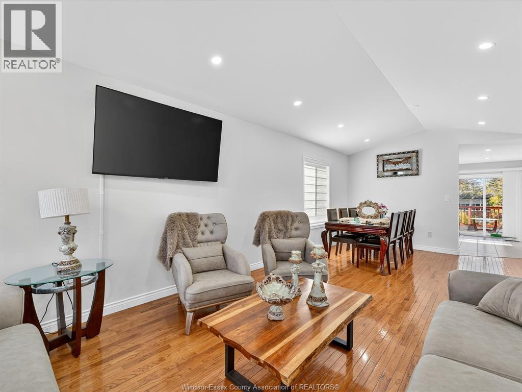 3859 Clara Avenue Property Photo 8