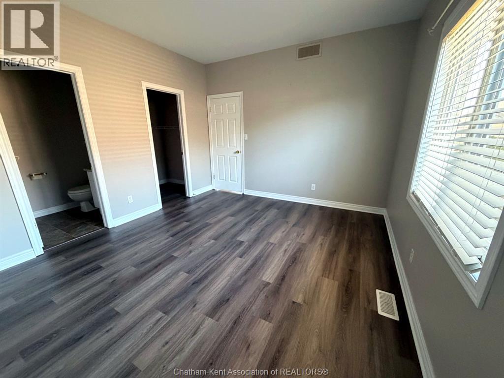 27 James Street Property Photo 12