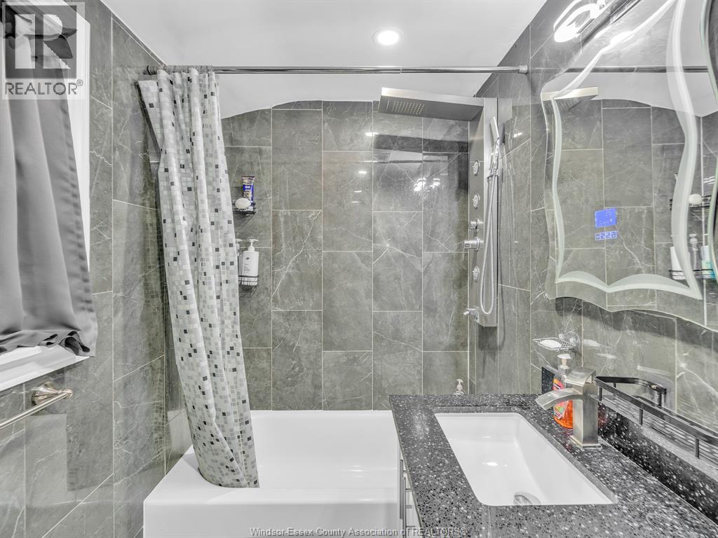 7640 Wyandotte Street East Property Photo 20