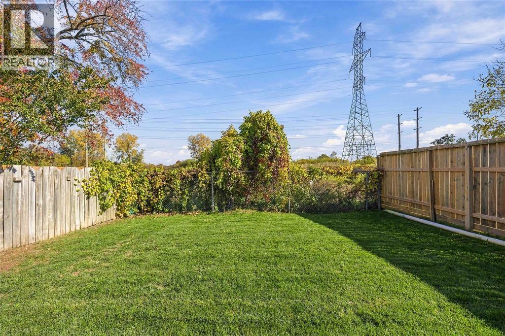 44 Royal Crescent Property Photo 22