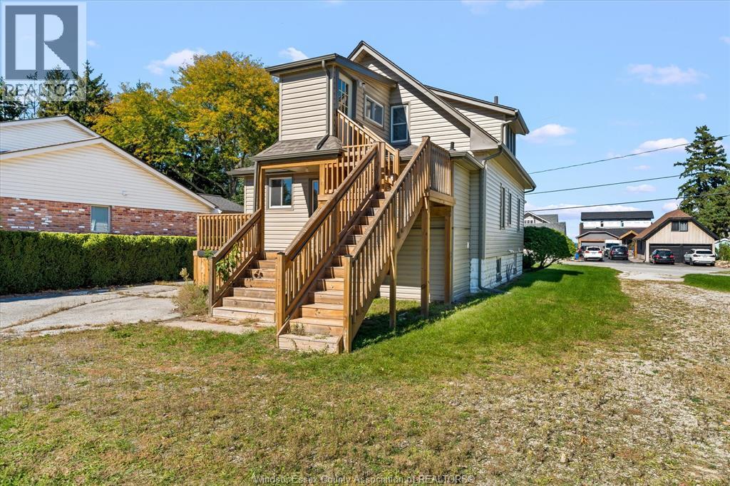 13231-33 Riverside Drive East Property Photo 9