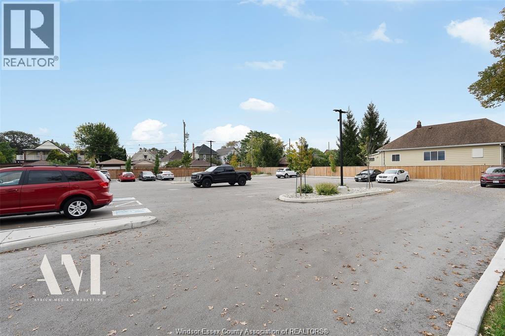 930 Marion Property Photo 7