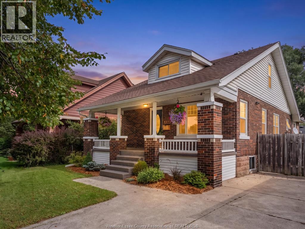2306 CHILVER Property Photo 1