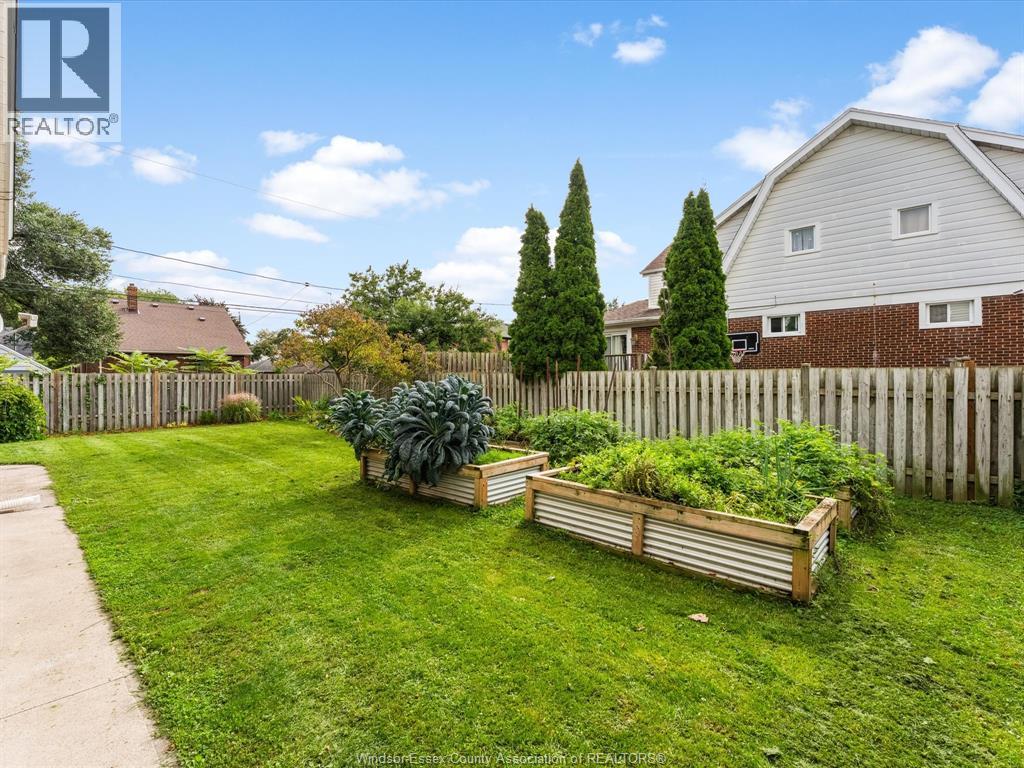 2306 Chilver Property Photo 40
