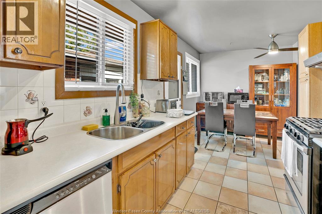 2664 Rivard Property Photo 10