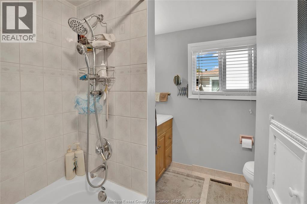 2664 Rivard Property Photo 16