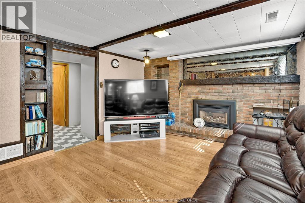 2664 Rivard Property Photo 22