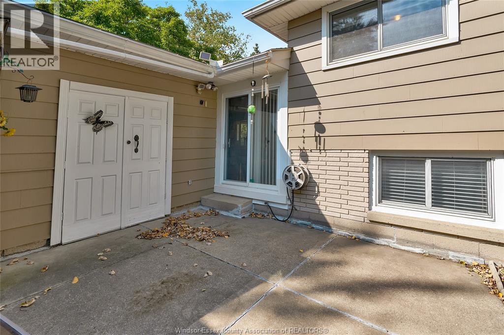 2664 Rivard Property Photo 27