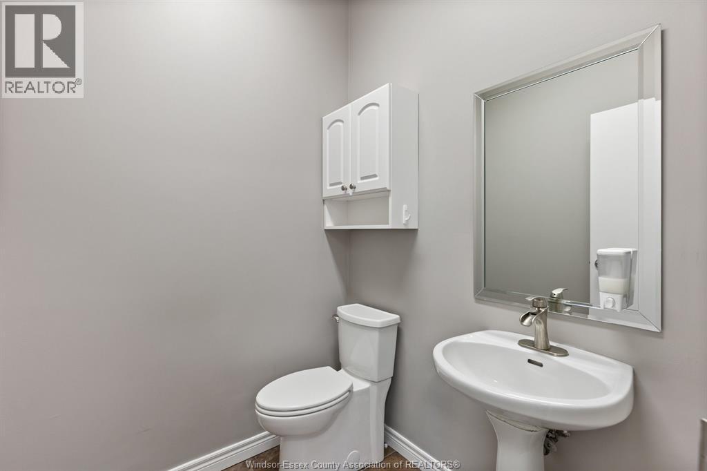 355 Manning Road Property Photo 14