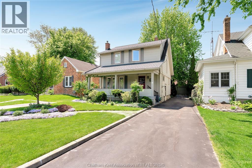 82 Robertson Avenue Property Photo 2