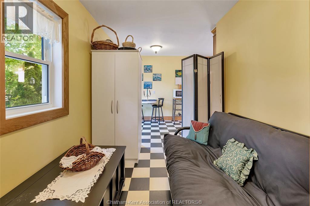 82 Robertson Avenue Property Photo 12