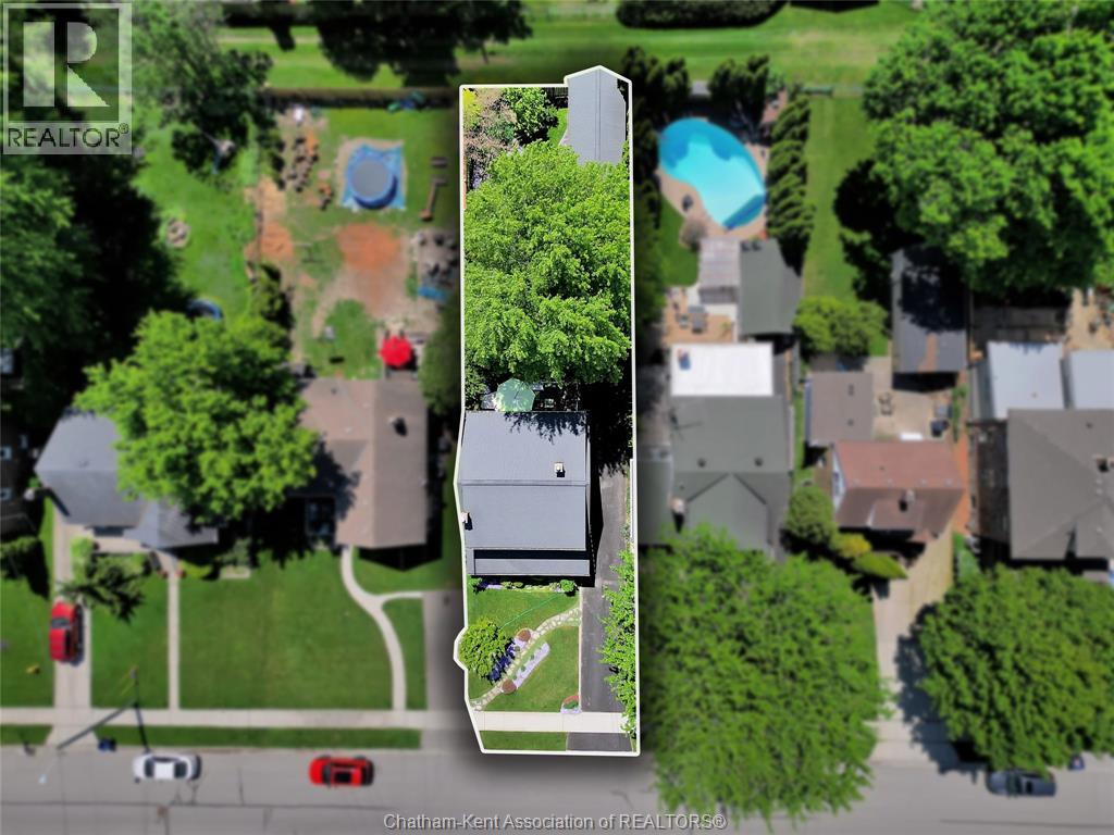 82 Robertson Avenue Property Photo 39