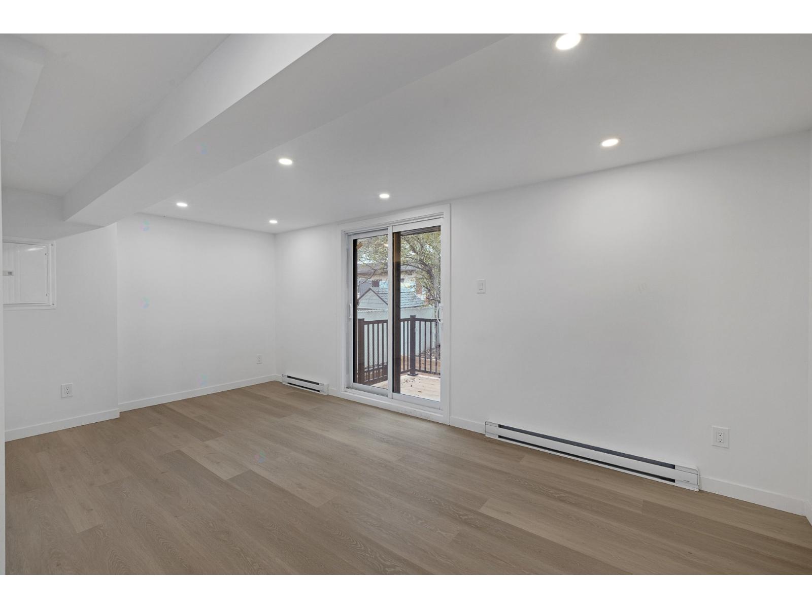 7812 Av. Guy Property Photo 5