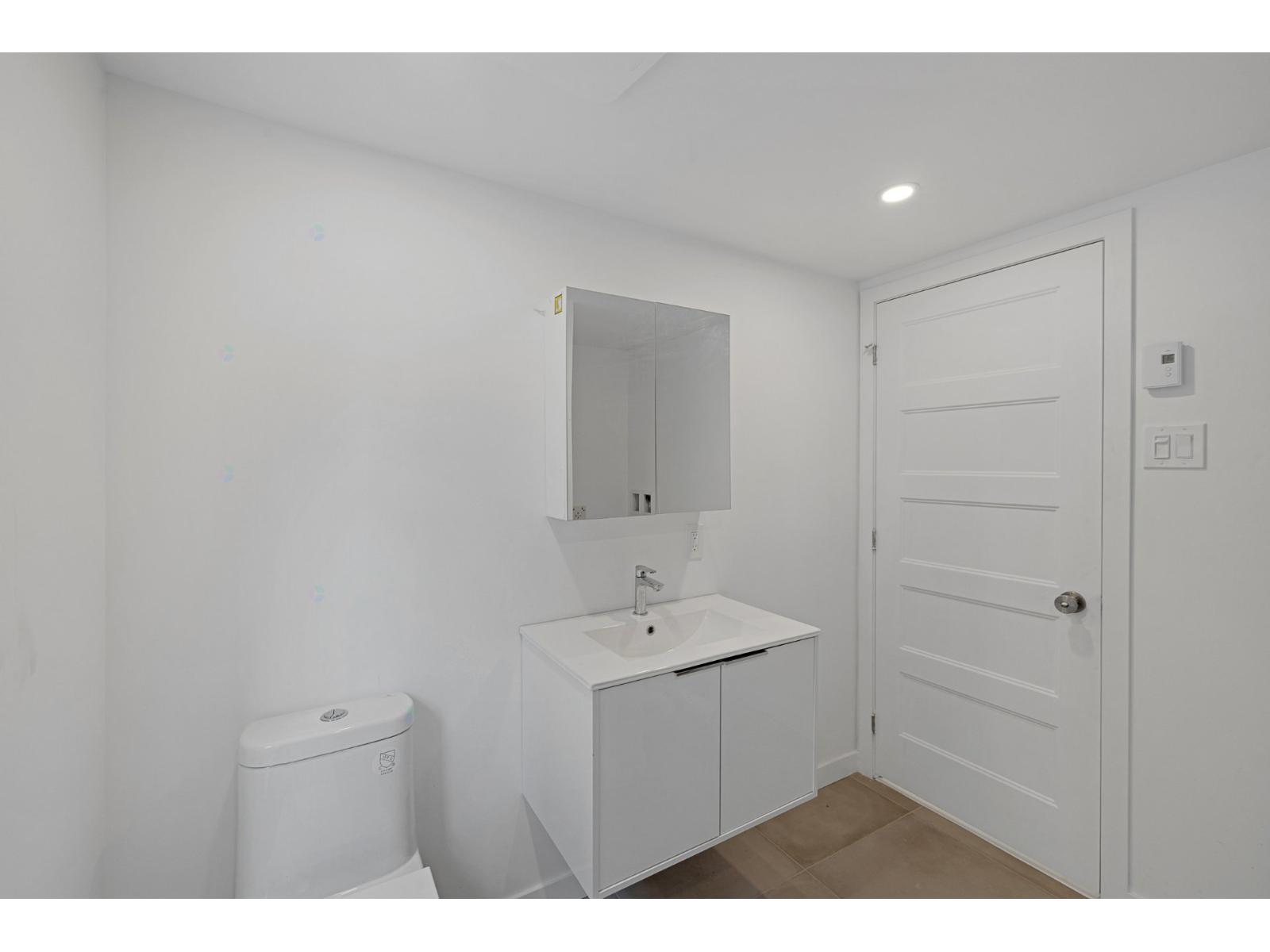 7812 Av. Guy Property Photo 12