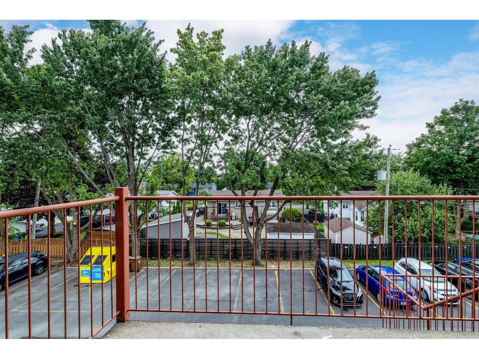 33 Rue Savaria, #5 Property Photo 33