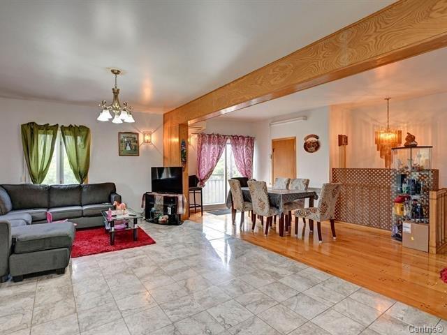 4247-4249 Rue St-zotique E. Property Photo 3