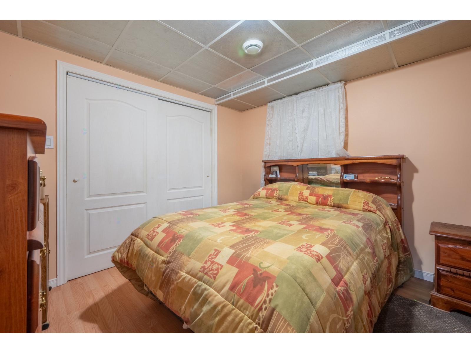 181-183 Rue Limoges Property Photo 12