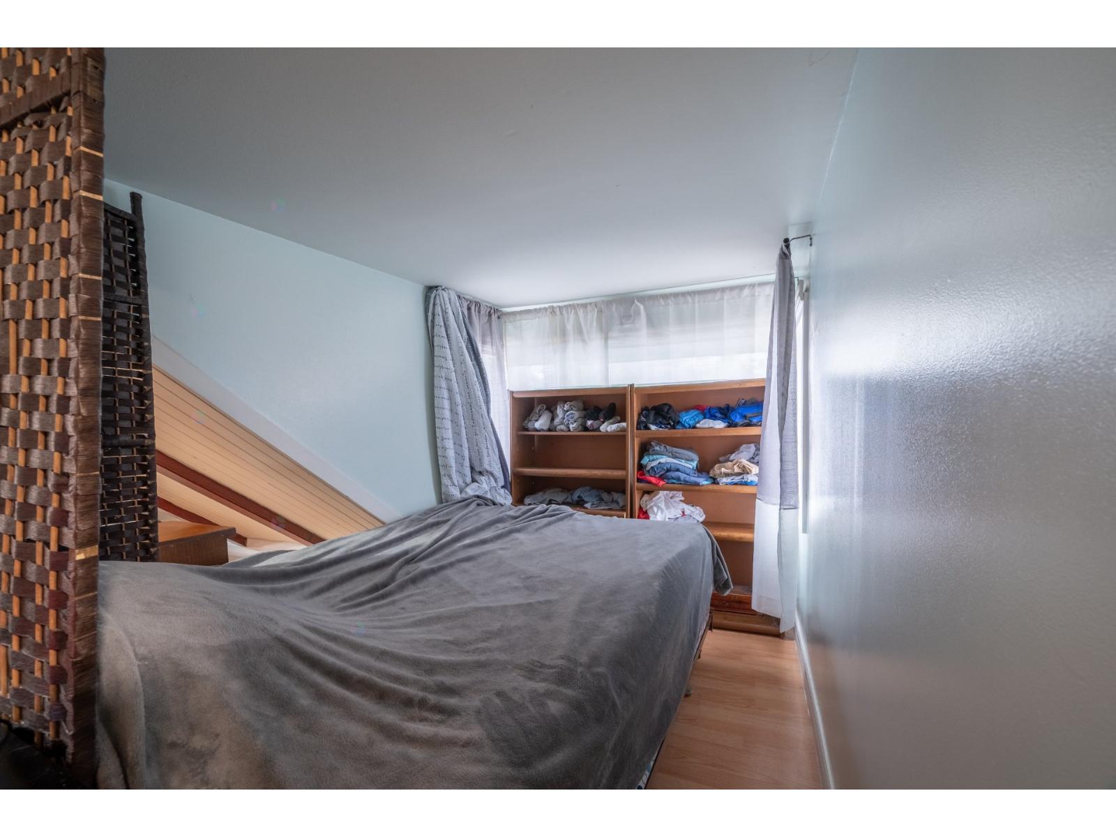 181-183 Rue Limoges Property Photo 17