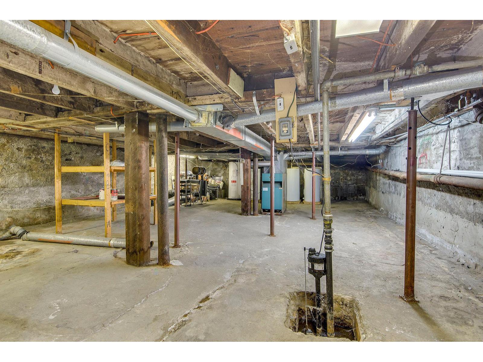 6425 Boul. Monk Property Photo 12