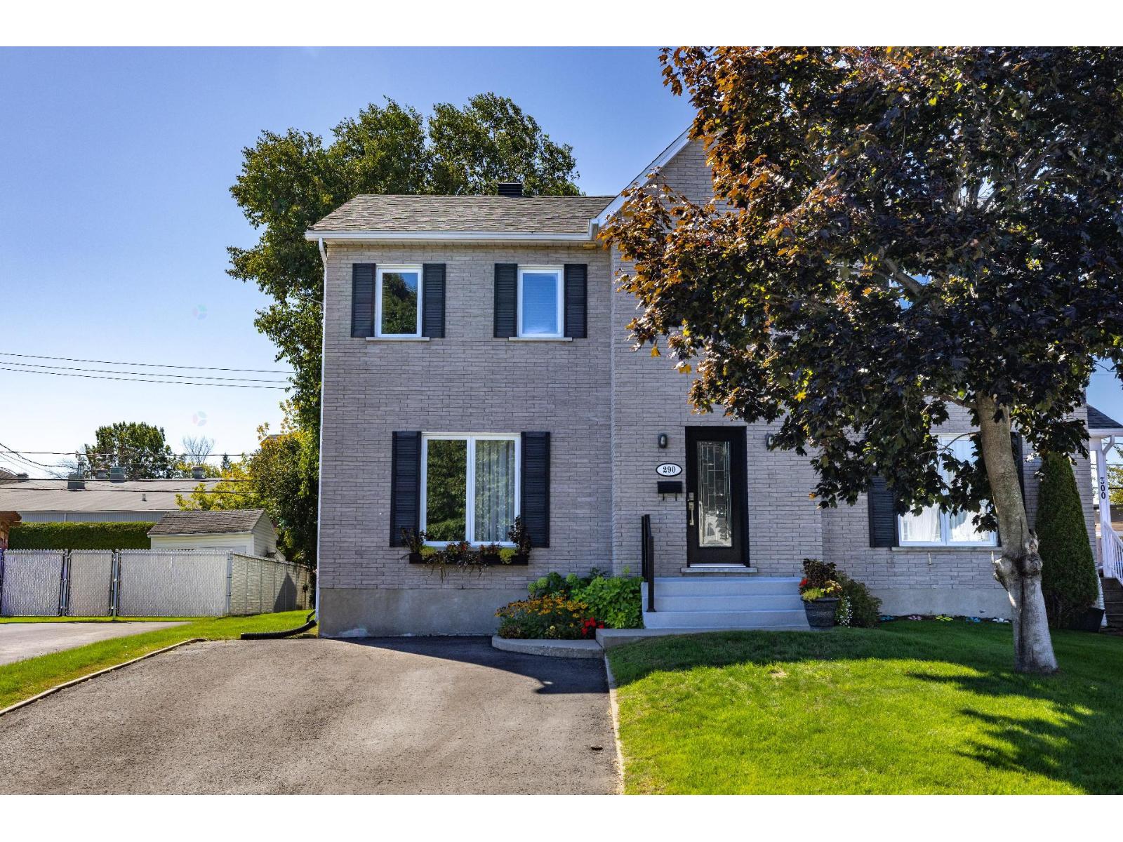 290 Rue Cambert Property Photo 2