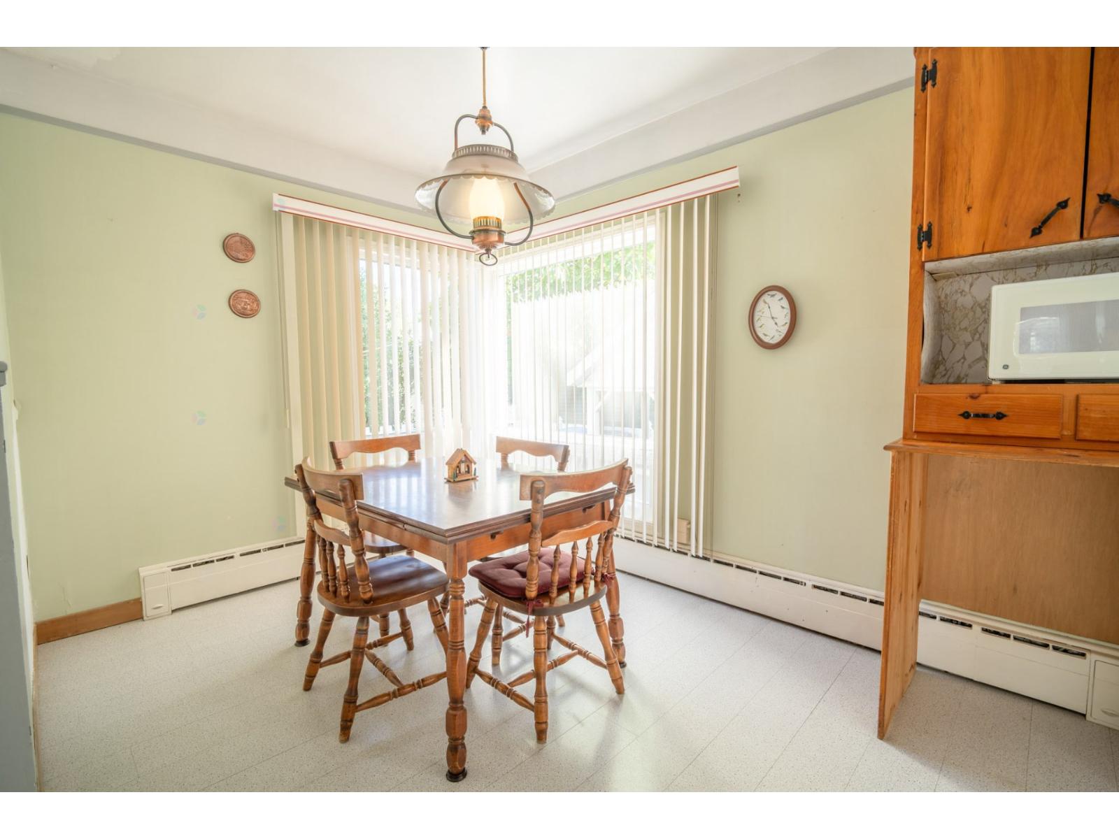 1335 120e Rue Property Photo 11