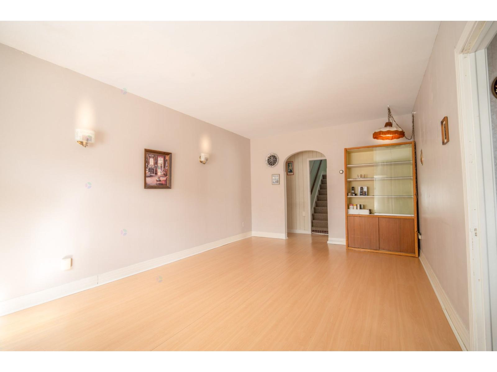 1335 120e Rue Property Photo 12