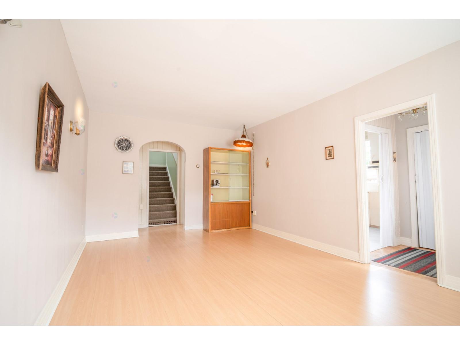 1335 120e Rue Property Photo 13