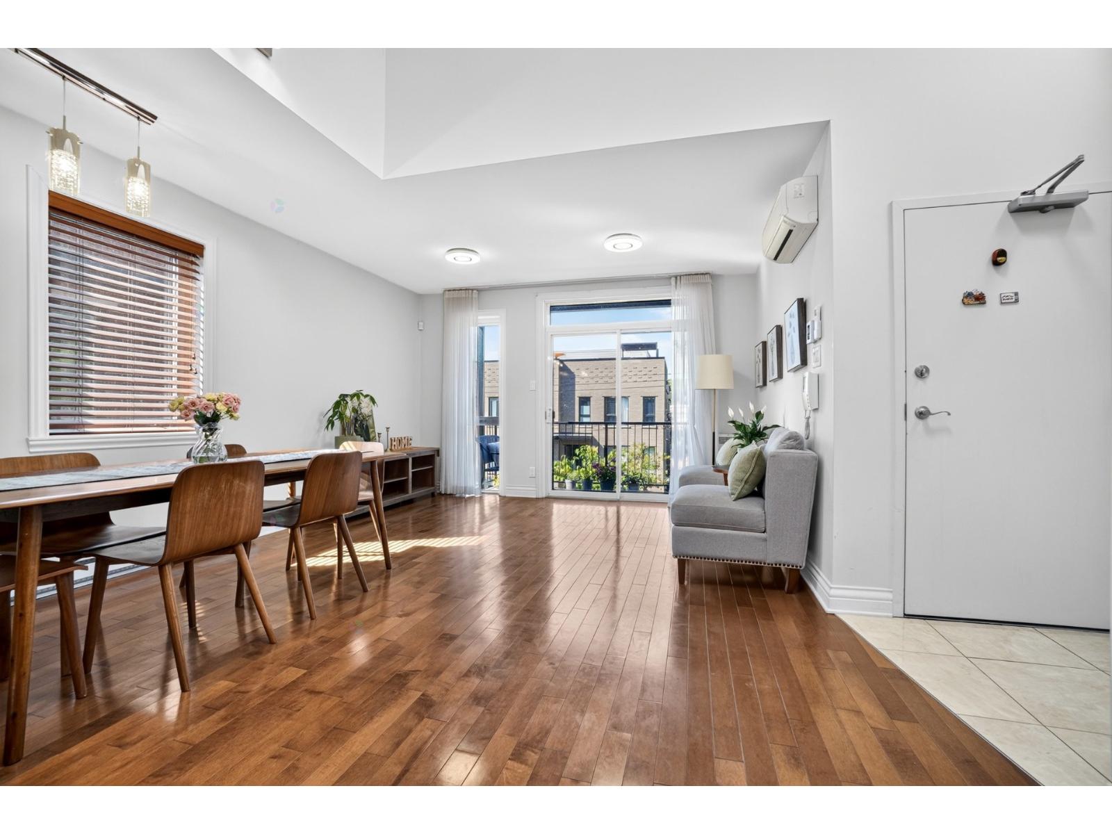 727 Rue Filiatrault, #201 Property Photo 2