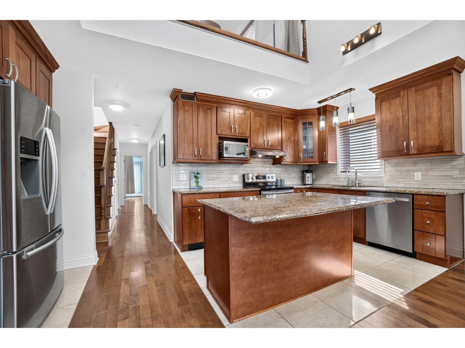727 Rue Filiatrault, #201 Property Photo 5