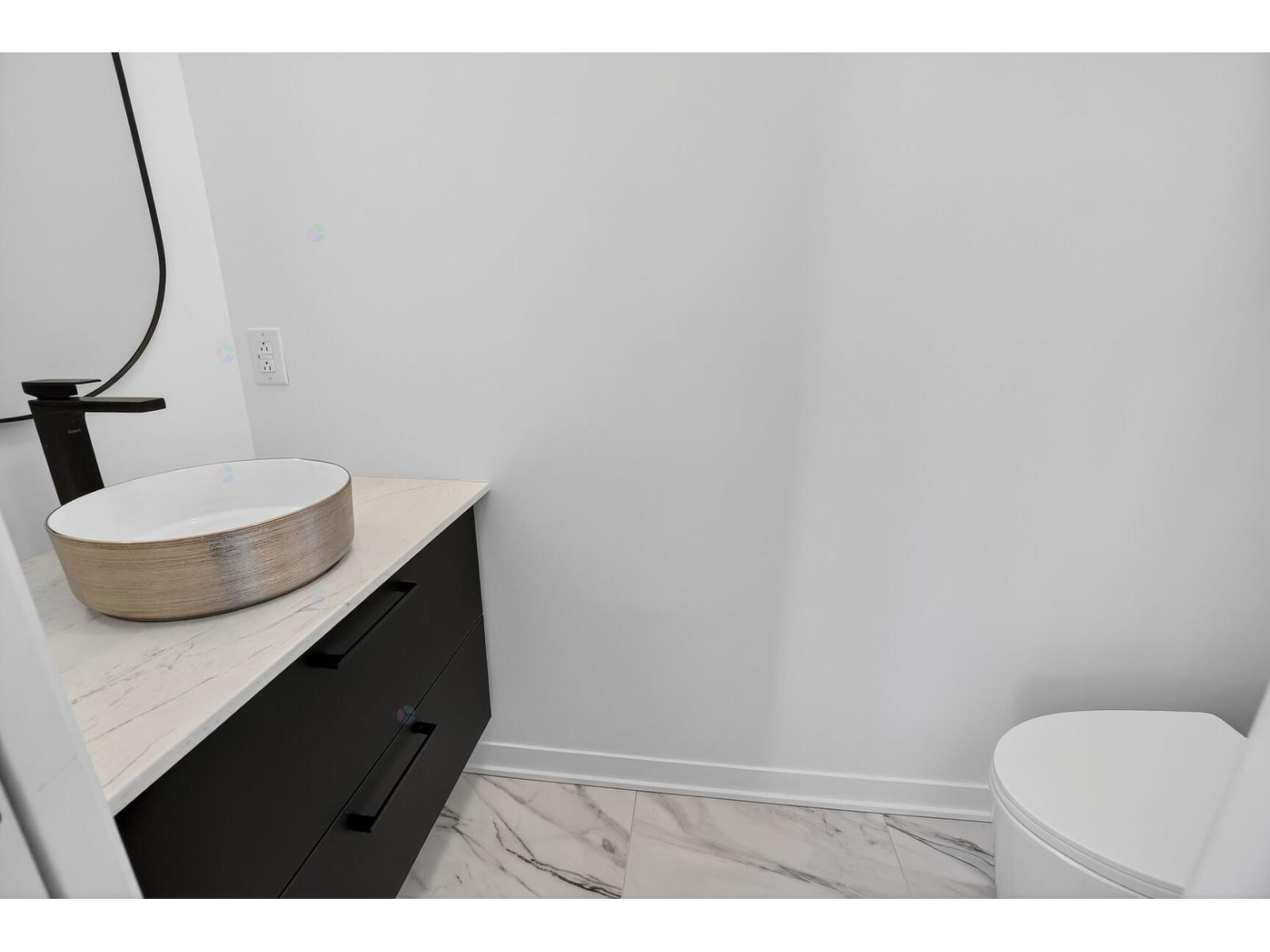 6175 59e Avenue Property Photo 16