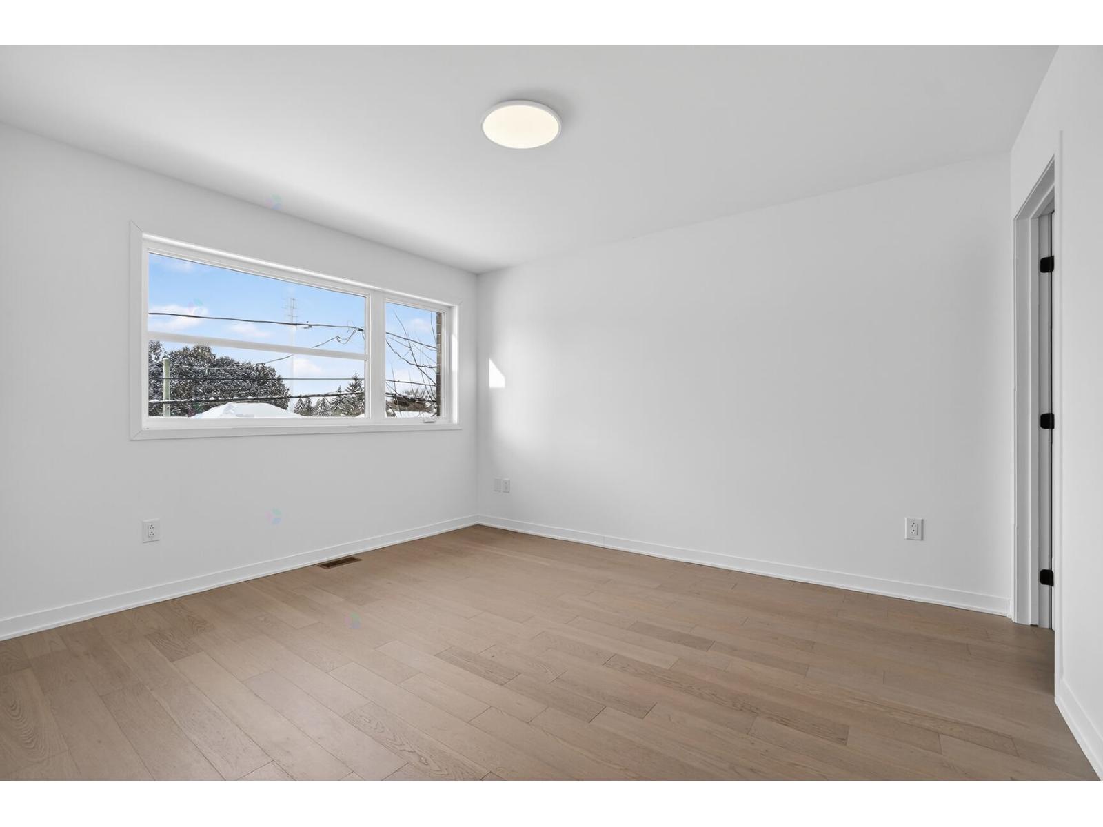 6175 59e Avenue Property Photo 26