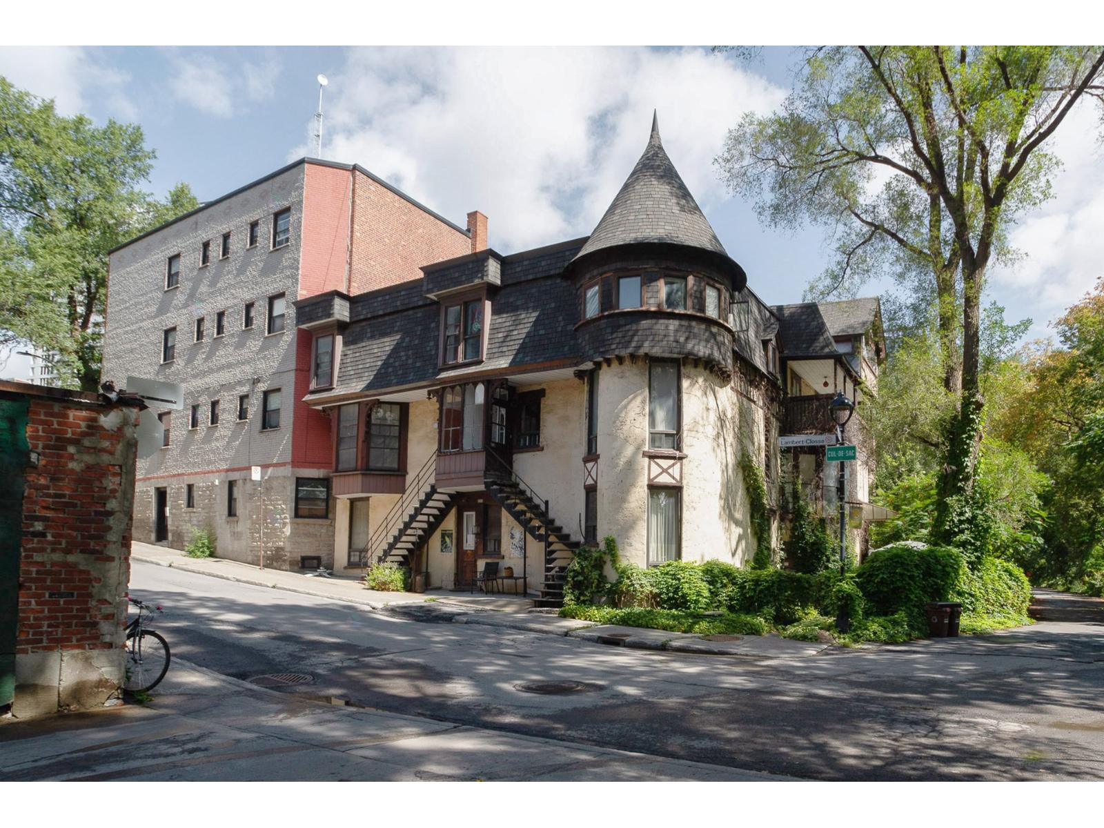 1001-1005 Rue Lambert-closse Property Photo 2