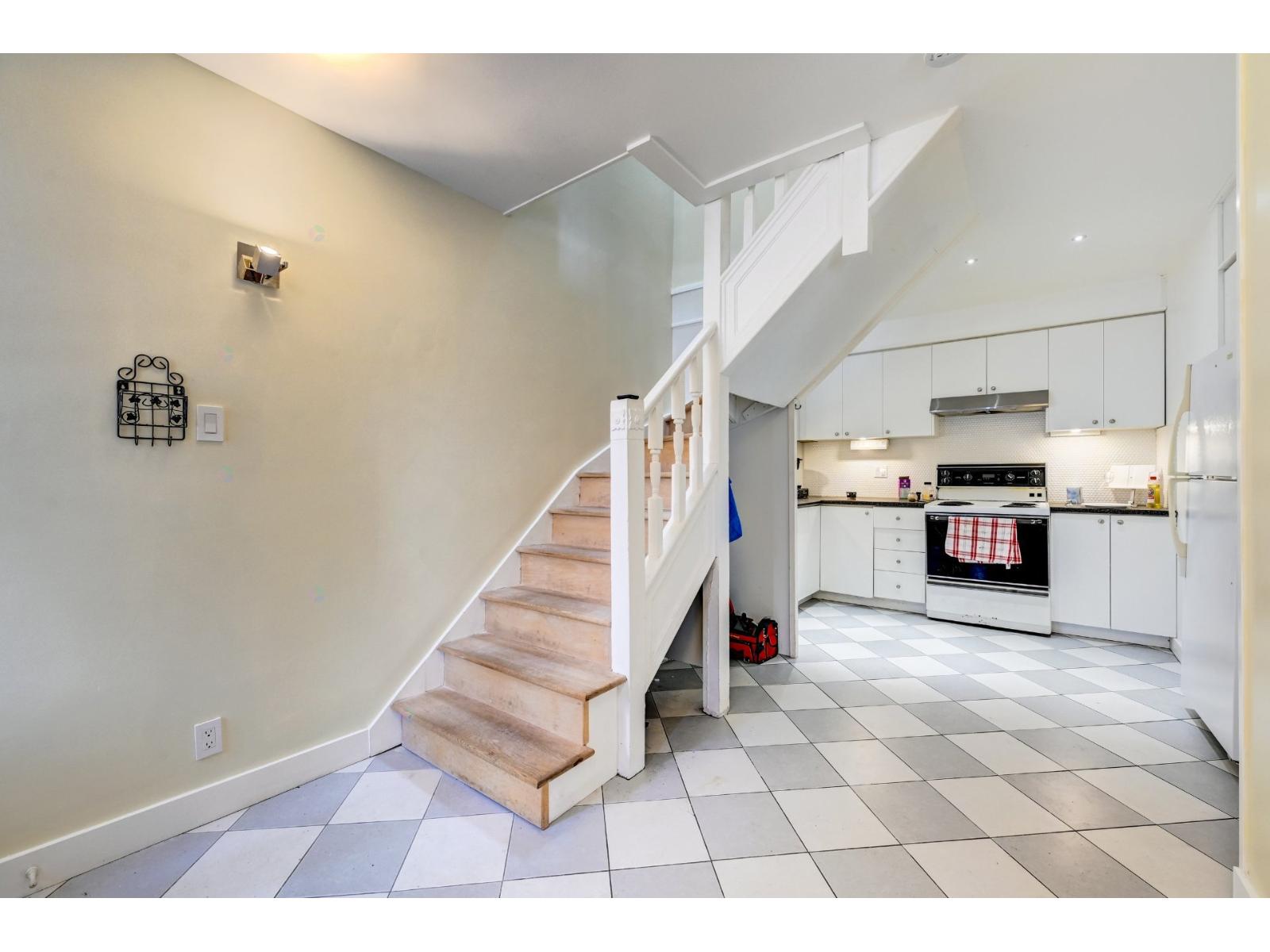 1001-1005 Rue Lambert-closse Property Photo 7
