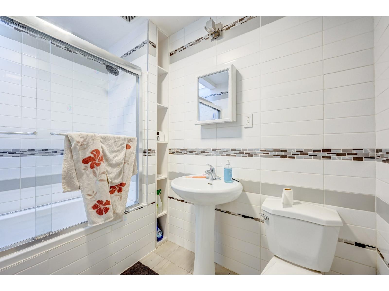1001-1005 Rue Lambert-closse Property Photo 10