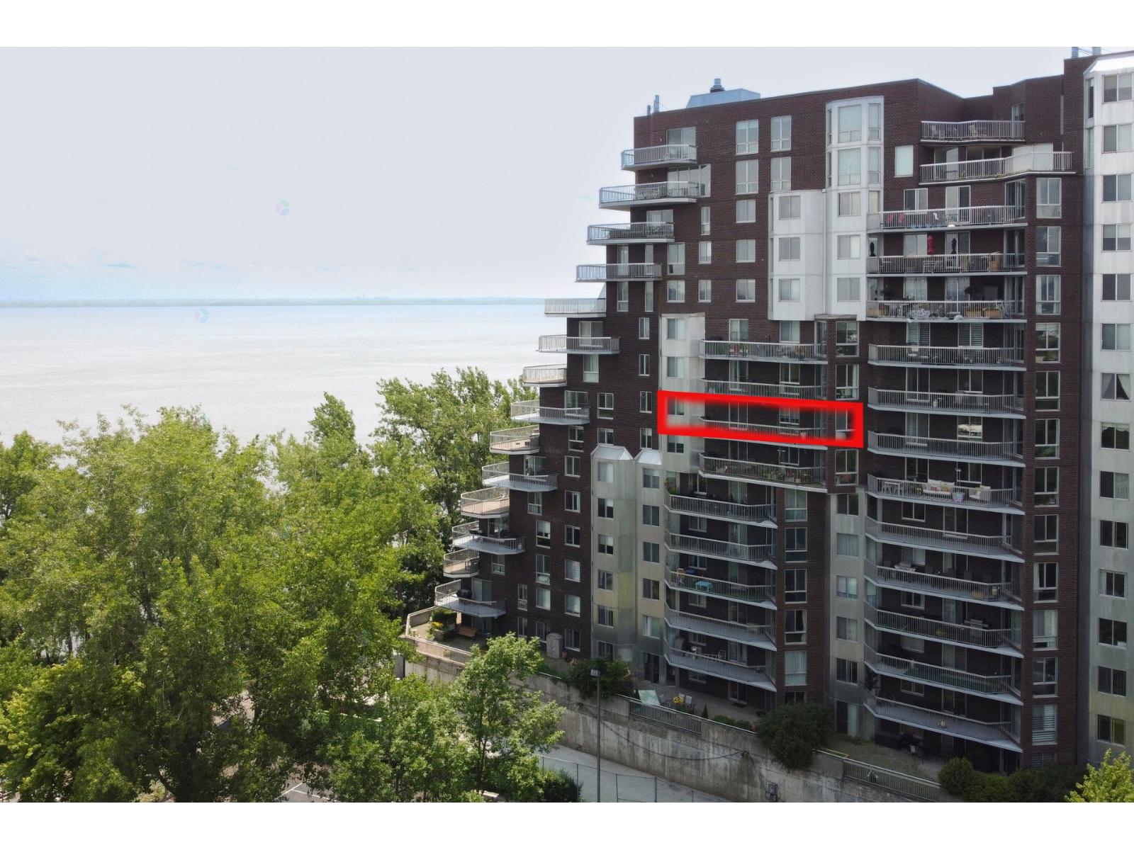 30 Rue Berlioz, #811 Property Photo 1