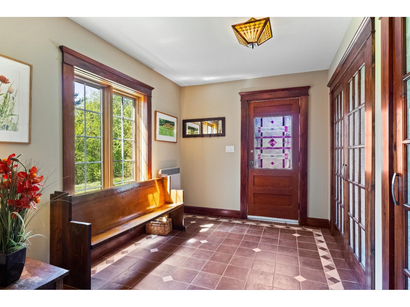 3 Ch. Flanders Property Photo 4