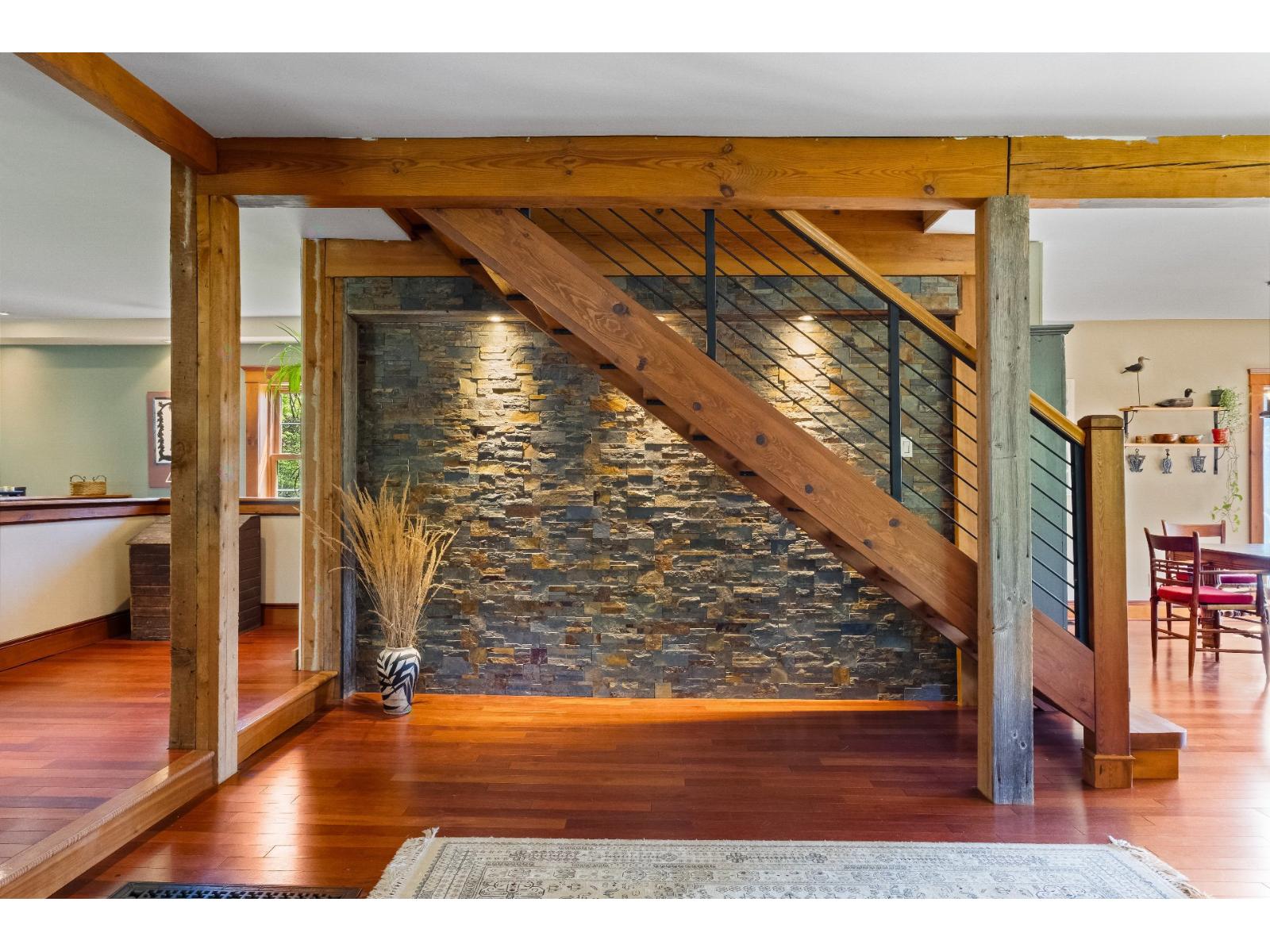 3 Ch. Flanders Property Photo 5