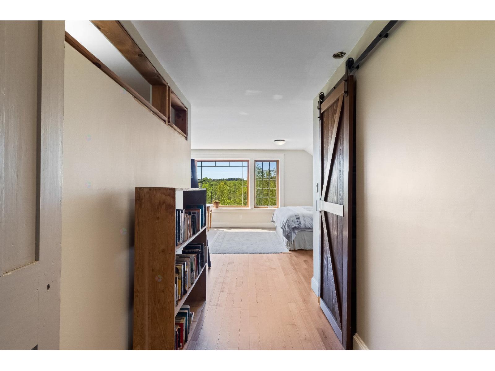 3 Ch. Flanders Property Photo 43