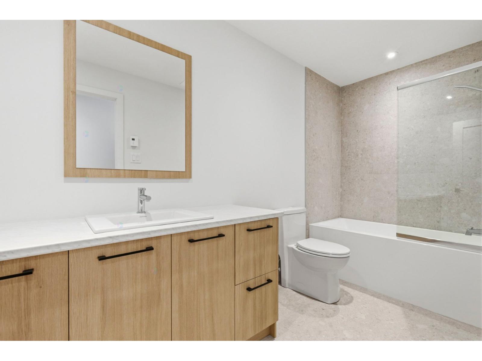 79 Rue D'youville, #b Property Photo 30