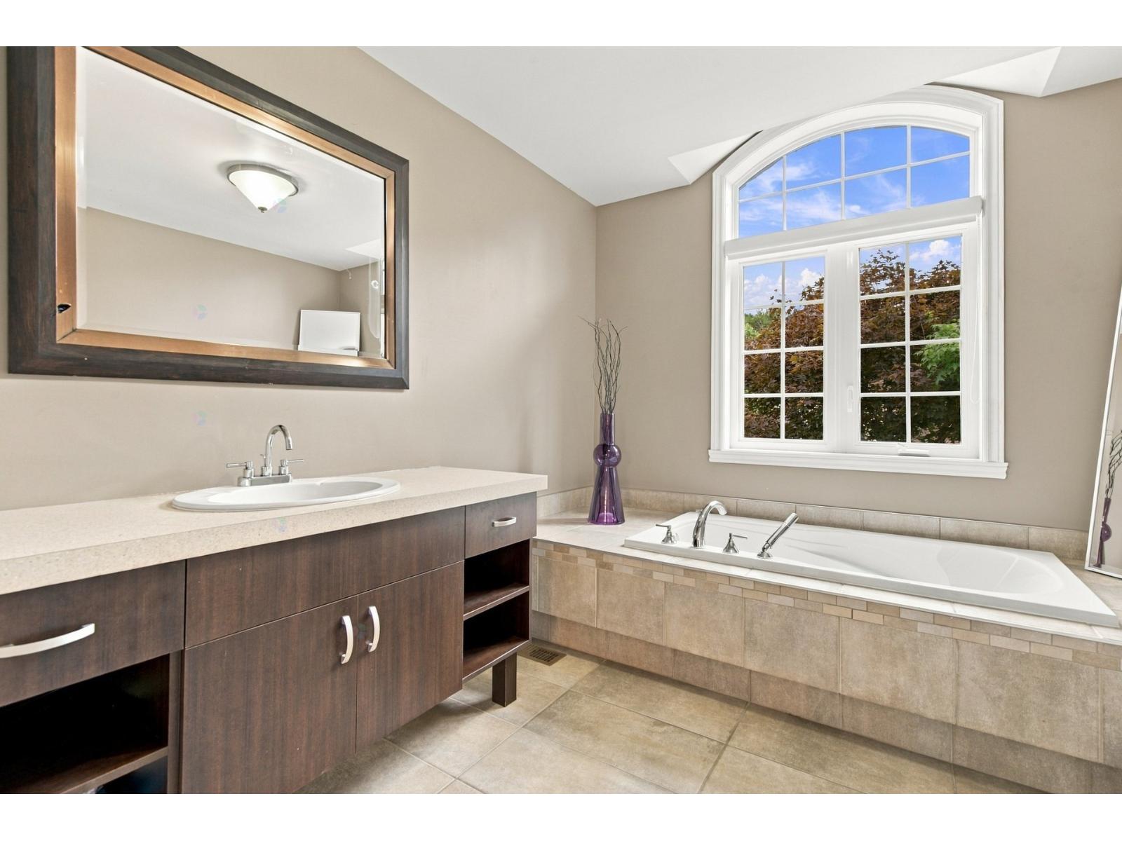 10 Rue De Clervaux Property Photo 40
