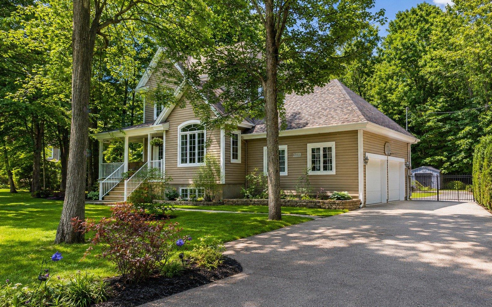 1099 Rue De Saratoga Property Photo 1