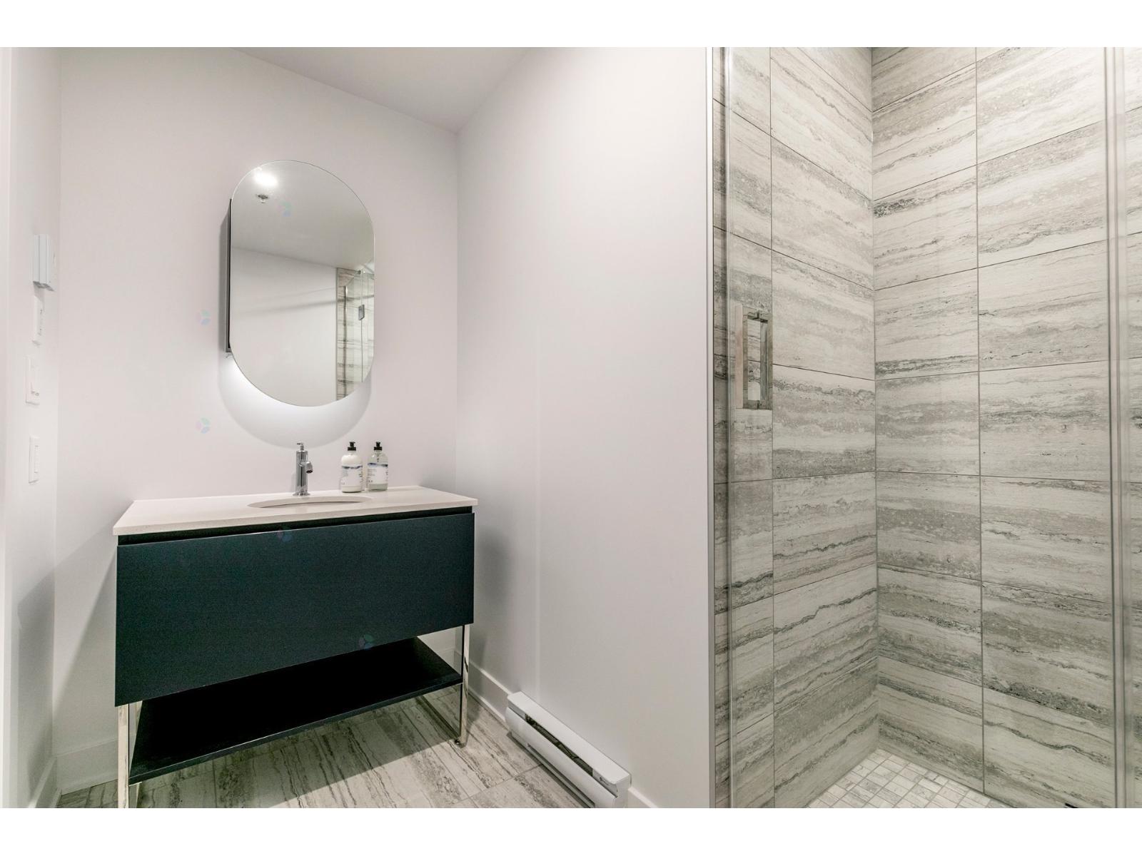 2300 Rue Tupper, #302 Property Photo 19