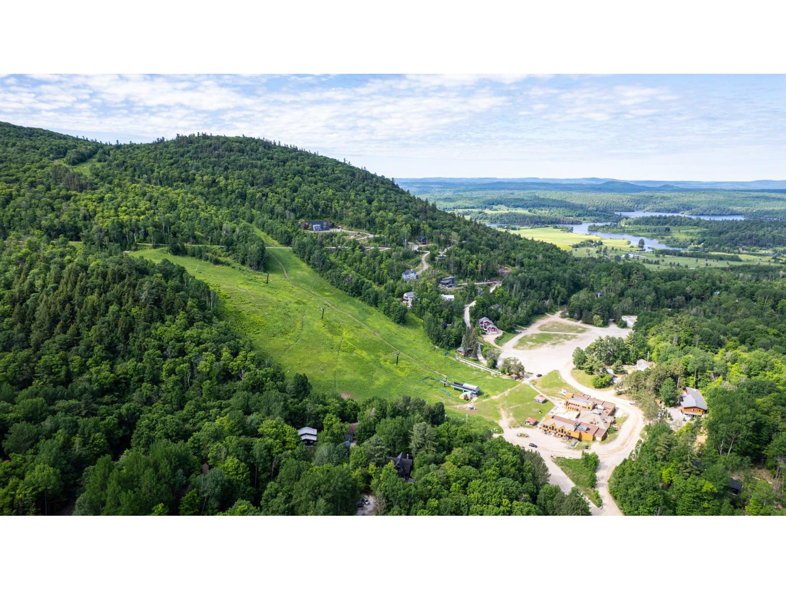 Ch. Du Radar Property Photo 23