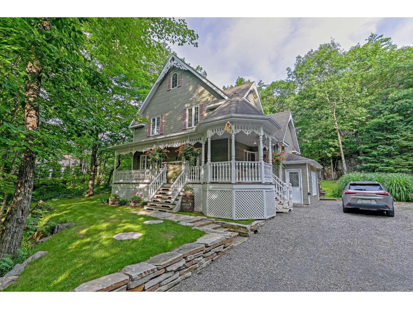 353 Rue De Val-Des-Chênes