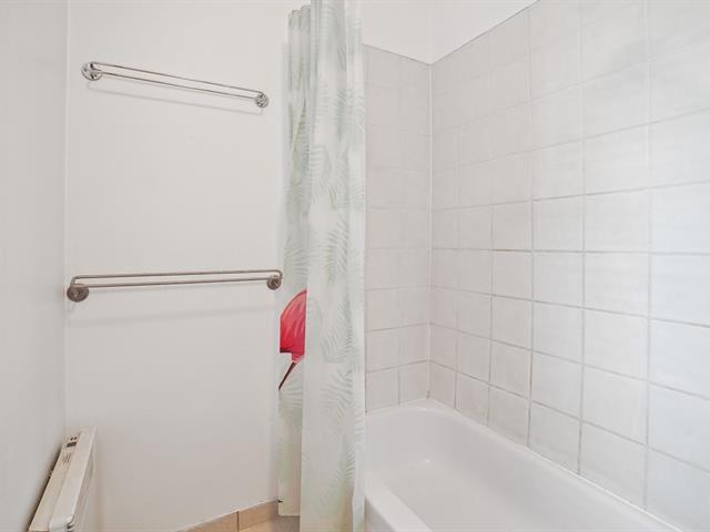 633-637 Rue Régina Property Photo 13