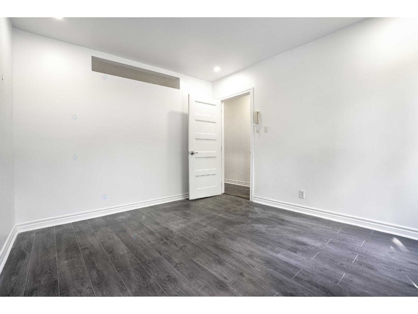 5112 Rue Parthenais, #2 Property Photo 3