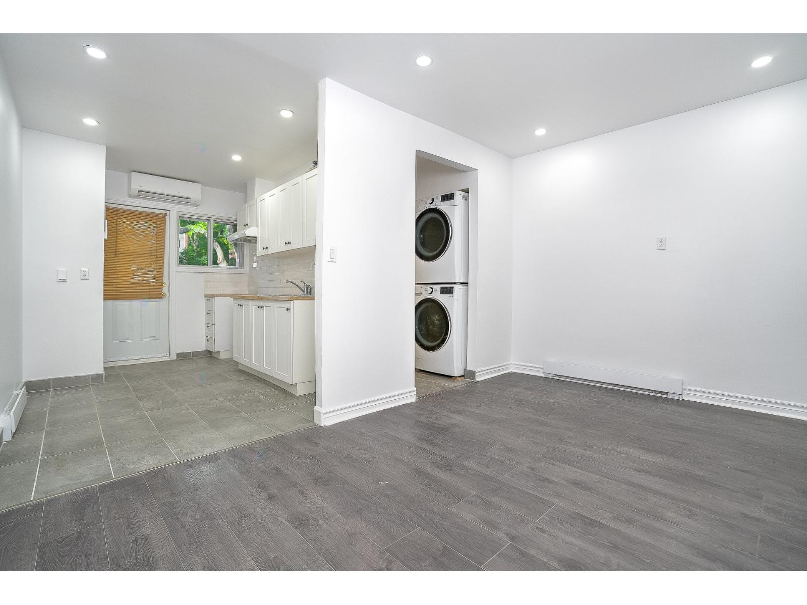 5112 Rue Parthenais, #2 Property Photo 7