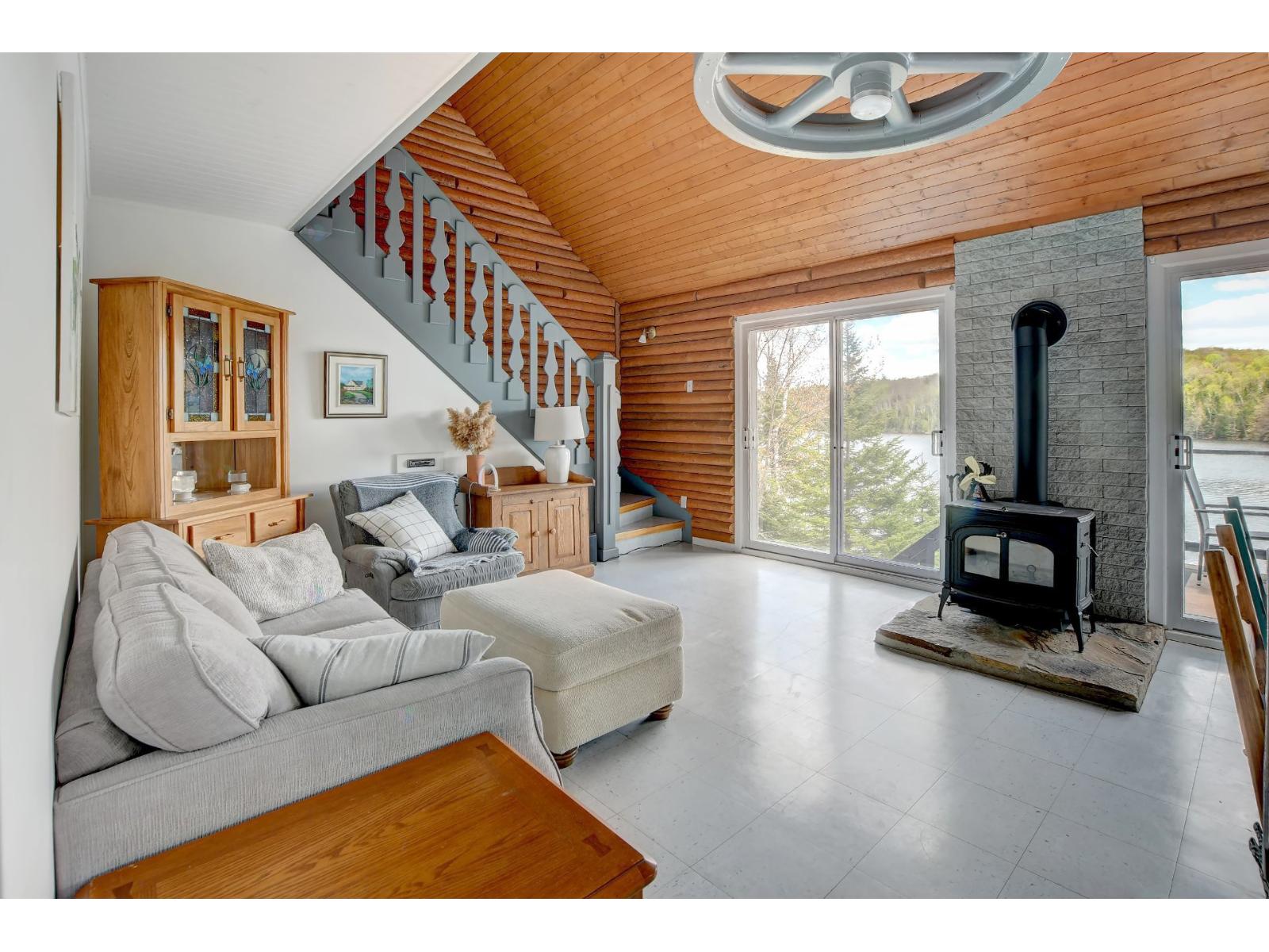22 Ch. Du Lac-mcgrey Property Photo 28