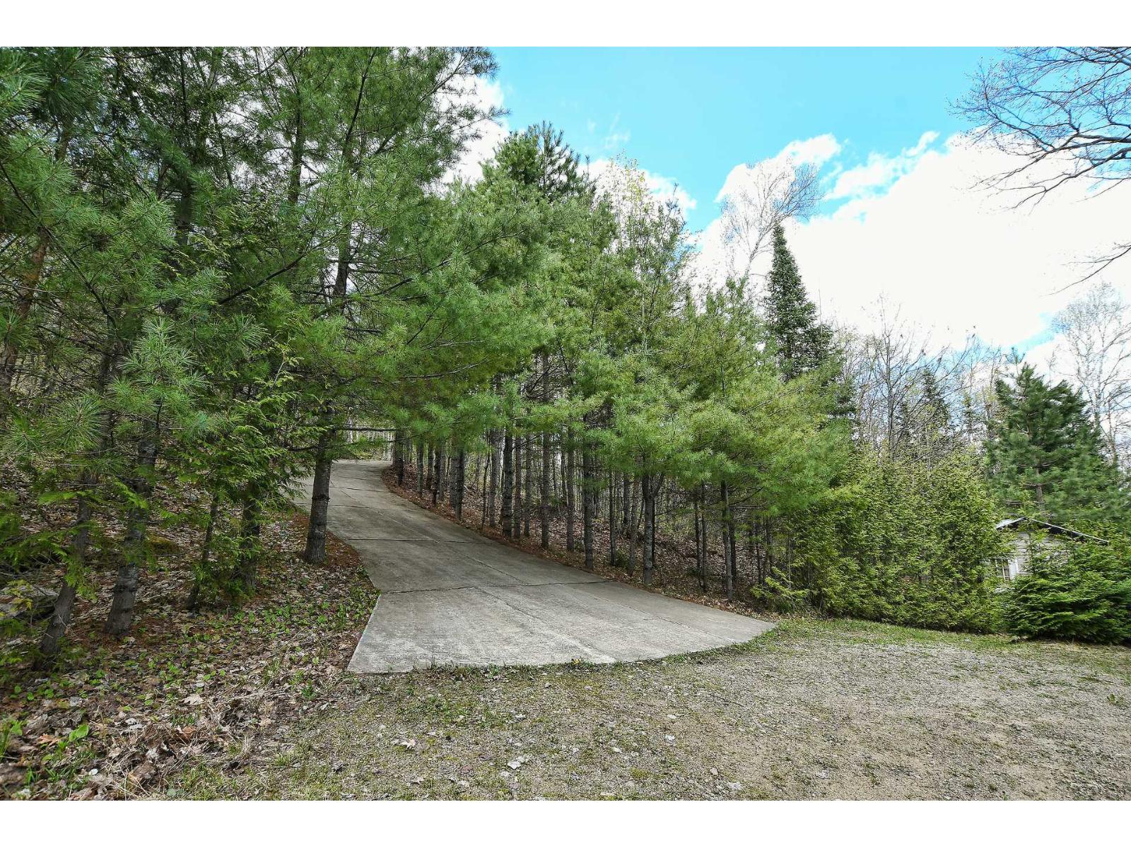 22 Ch. Du Lac-mcgrey Property Photo 73