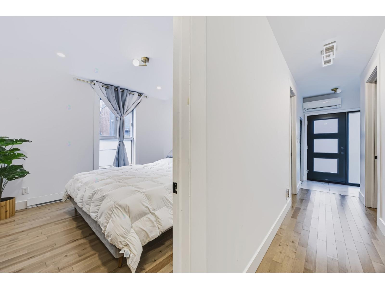 4754-4760 Av. Papineau Property Photo 17